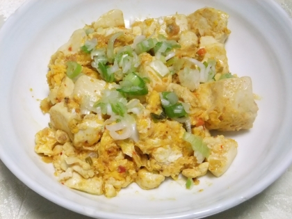 卵を入れることで、ボリュームアップですね♪
香と、辛味が、食欲をそそりますね。
美味しかったです♪