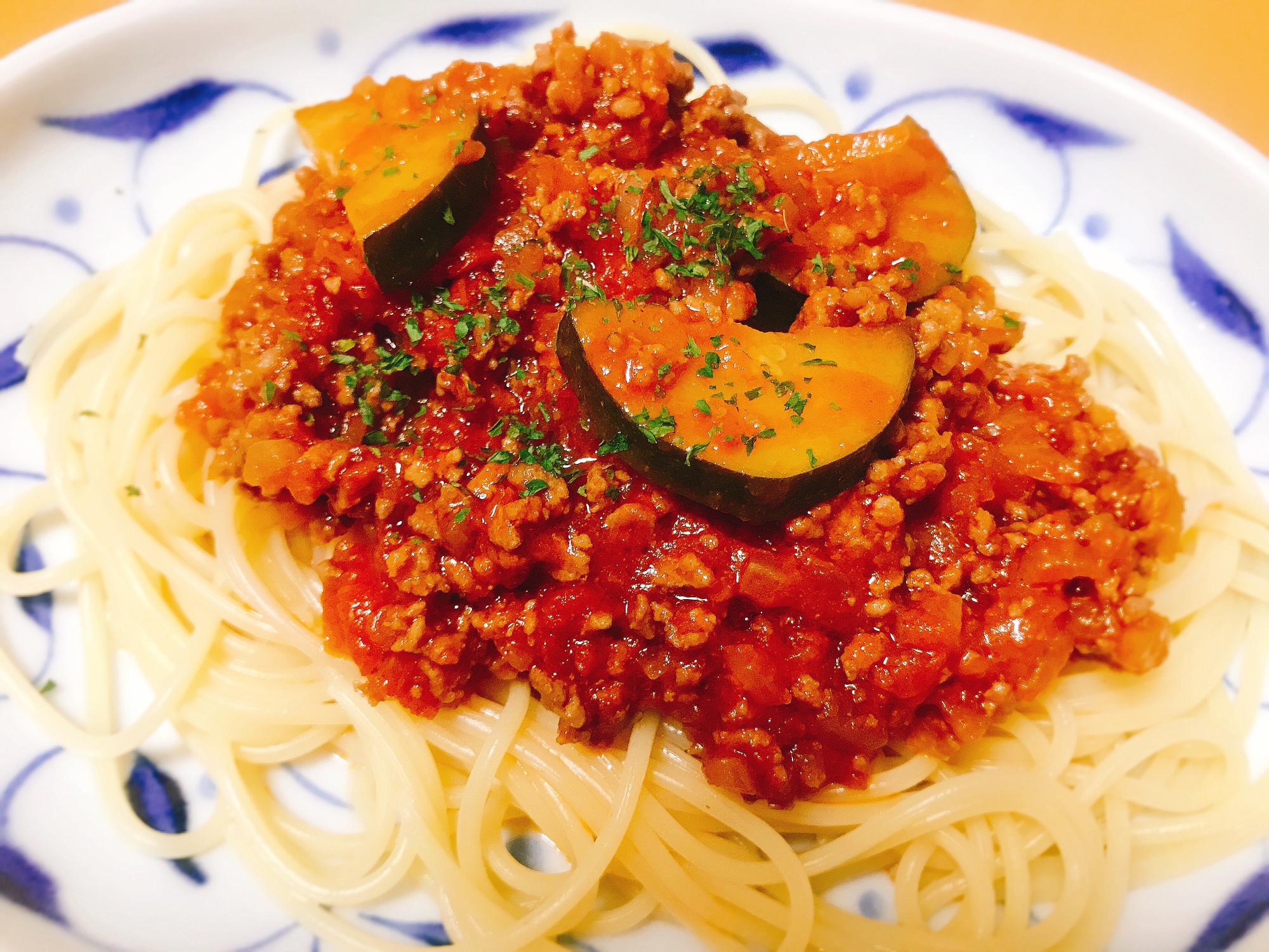 ズッキーニ入り♡トマト缶で作るミートスパゲティ