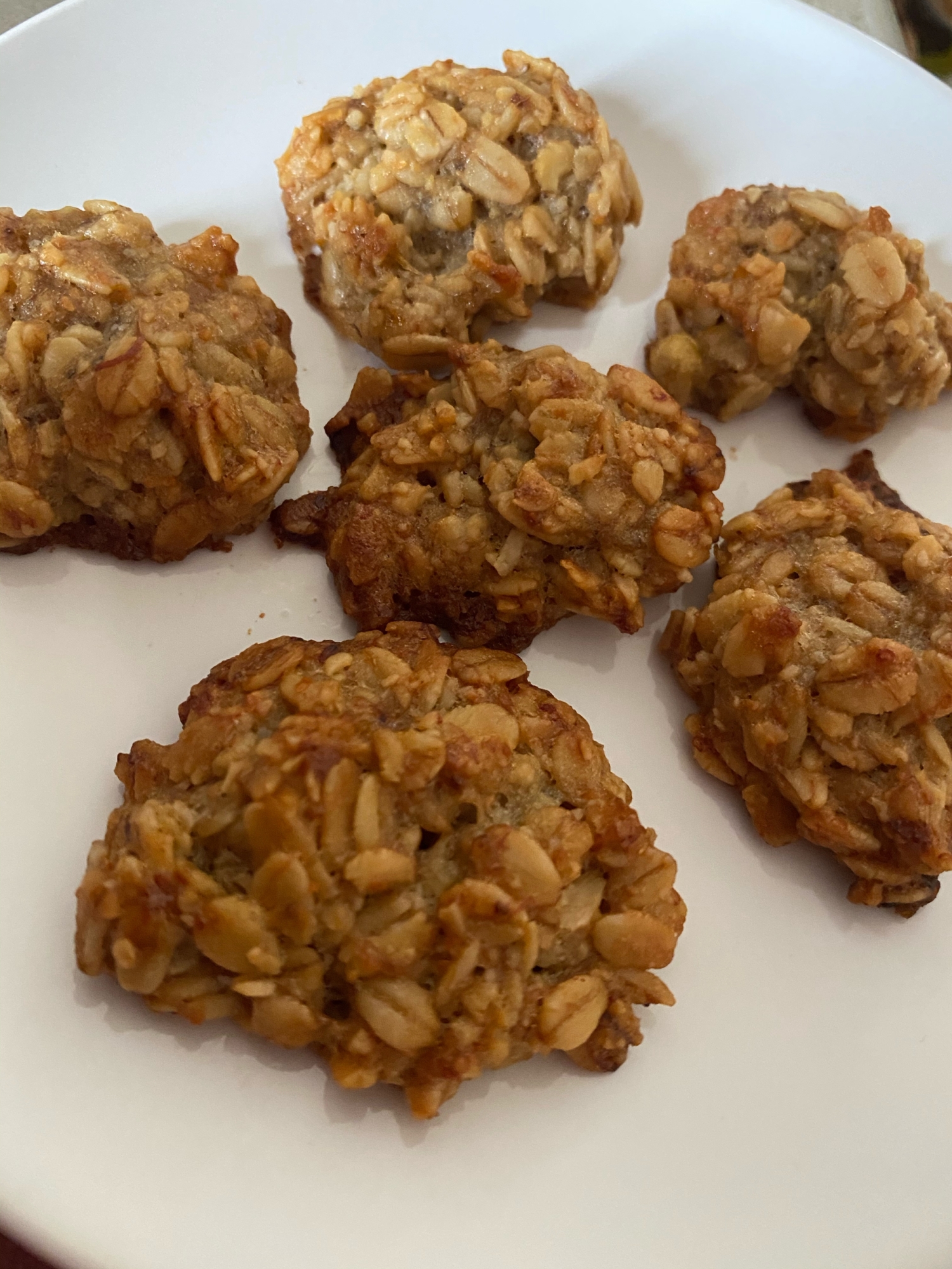 材料4つで！無添加しっとりオートミールクッキー