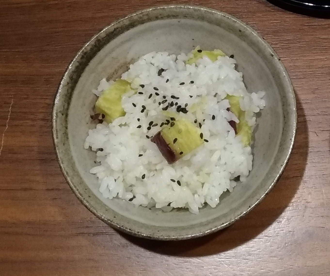 出汁で炊く芋ご飯