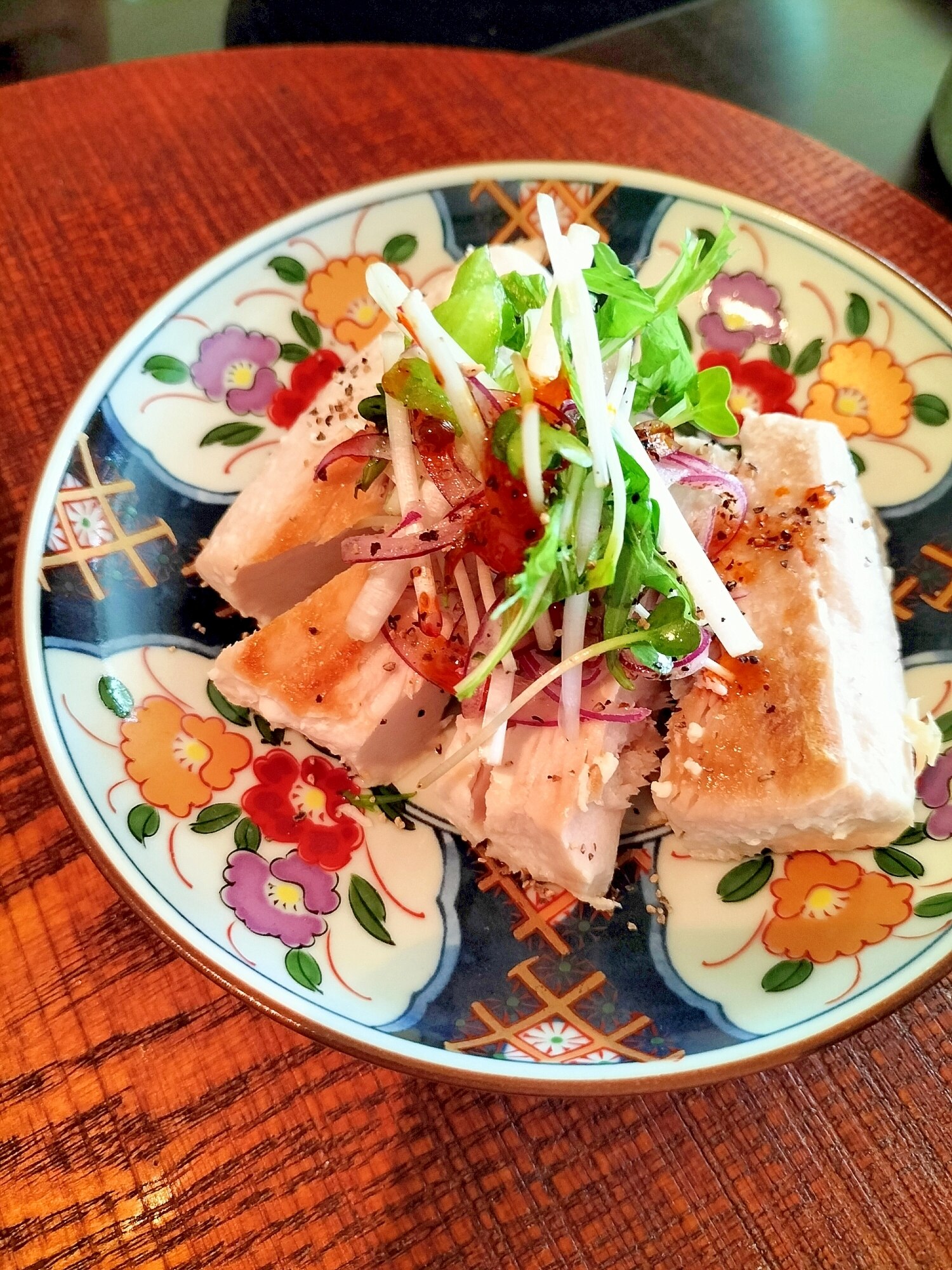 焼きマグロのサテトムサラダ♪ レシピ・作り方 by ciciino - 楽天レシピ