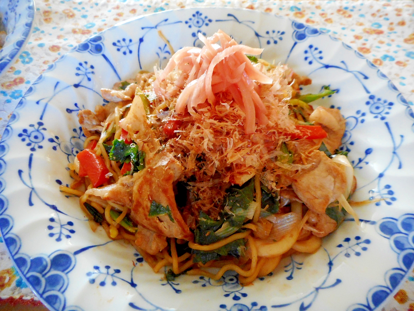 豚肉とケールのうどん焼きそば