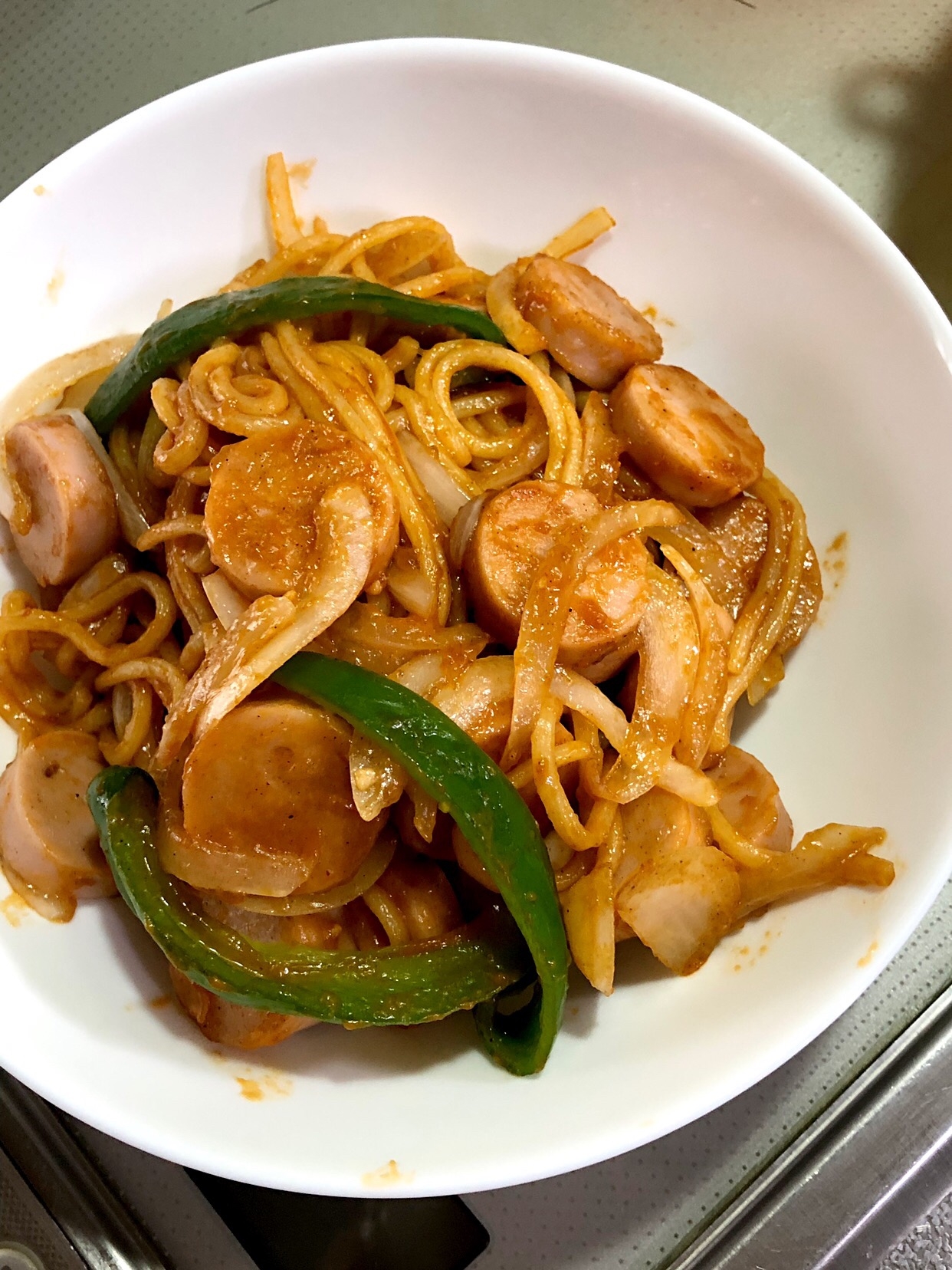 魚肉ソーセージ 焼きそば麺 でナポリタン