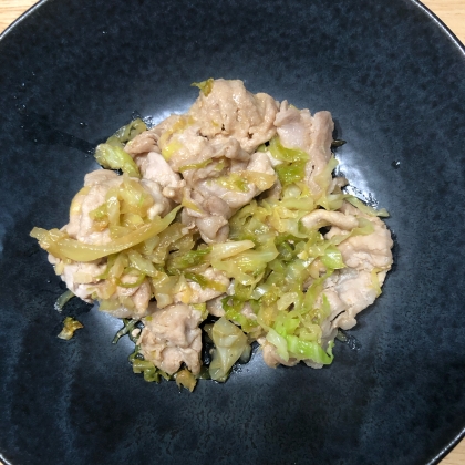 ダンナ絶賛！豚バラとキャベツのすた丼風炒め