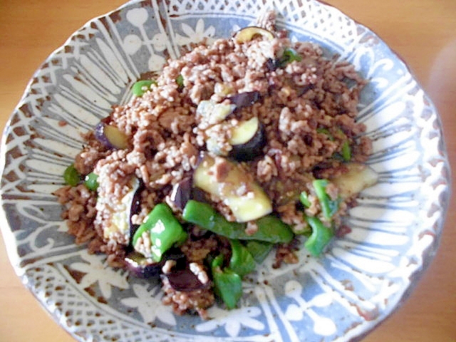 合いびき肉と夏野菜のカレー醤油炒め