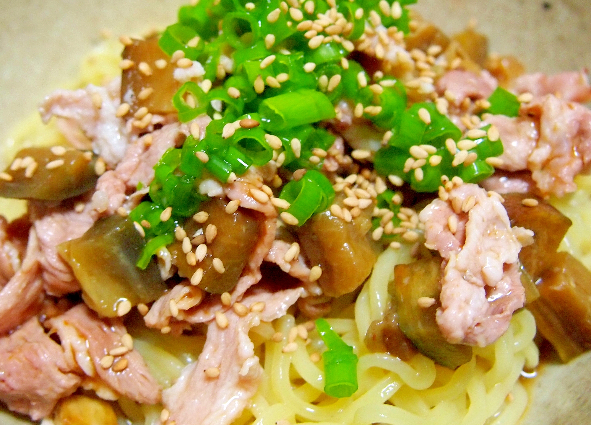 なすと豚肉の中華和え麺