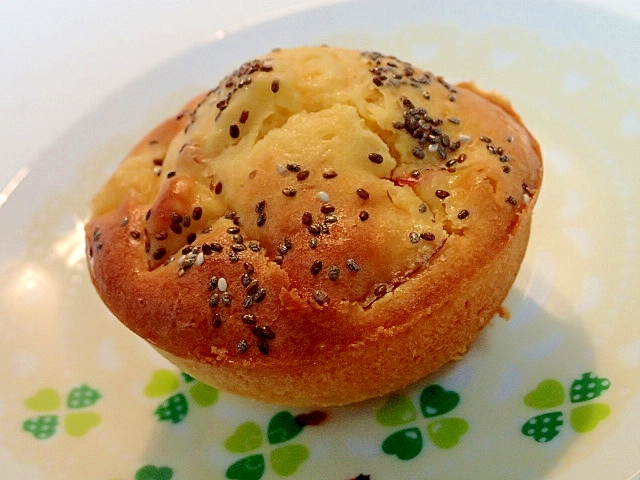 甘さ控えめ　林檎とチアシードのカップケーキ♬