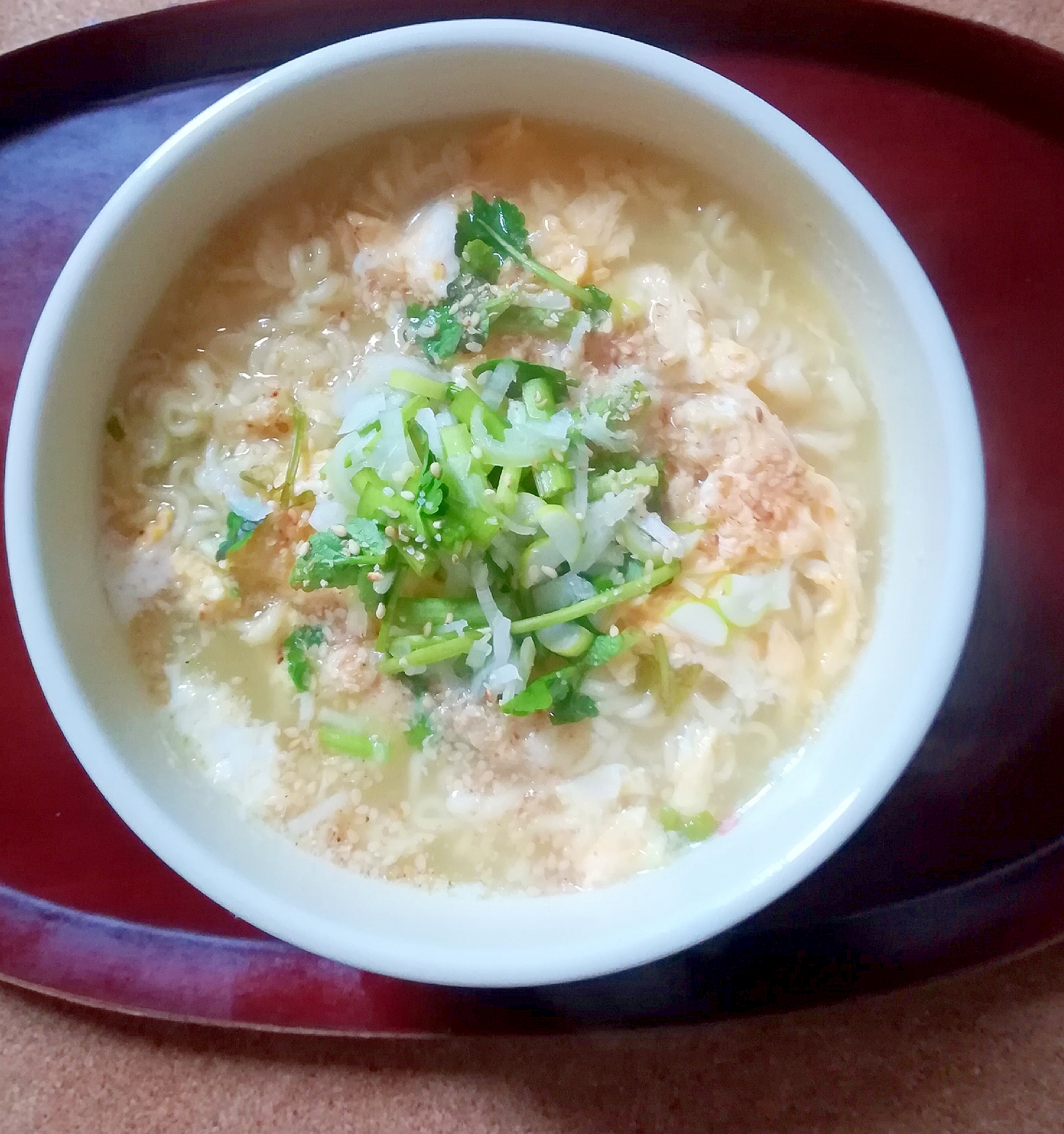 せり&ネギたっぷりふわふわ卵塩ラーメン