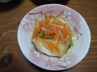 高齢の母がいるので、鷹の爪抜きで作りました。
優しい味で美味しかったです(^^)