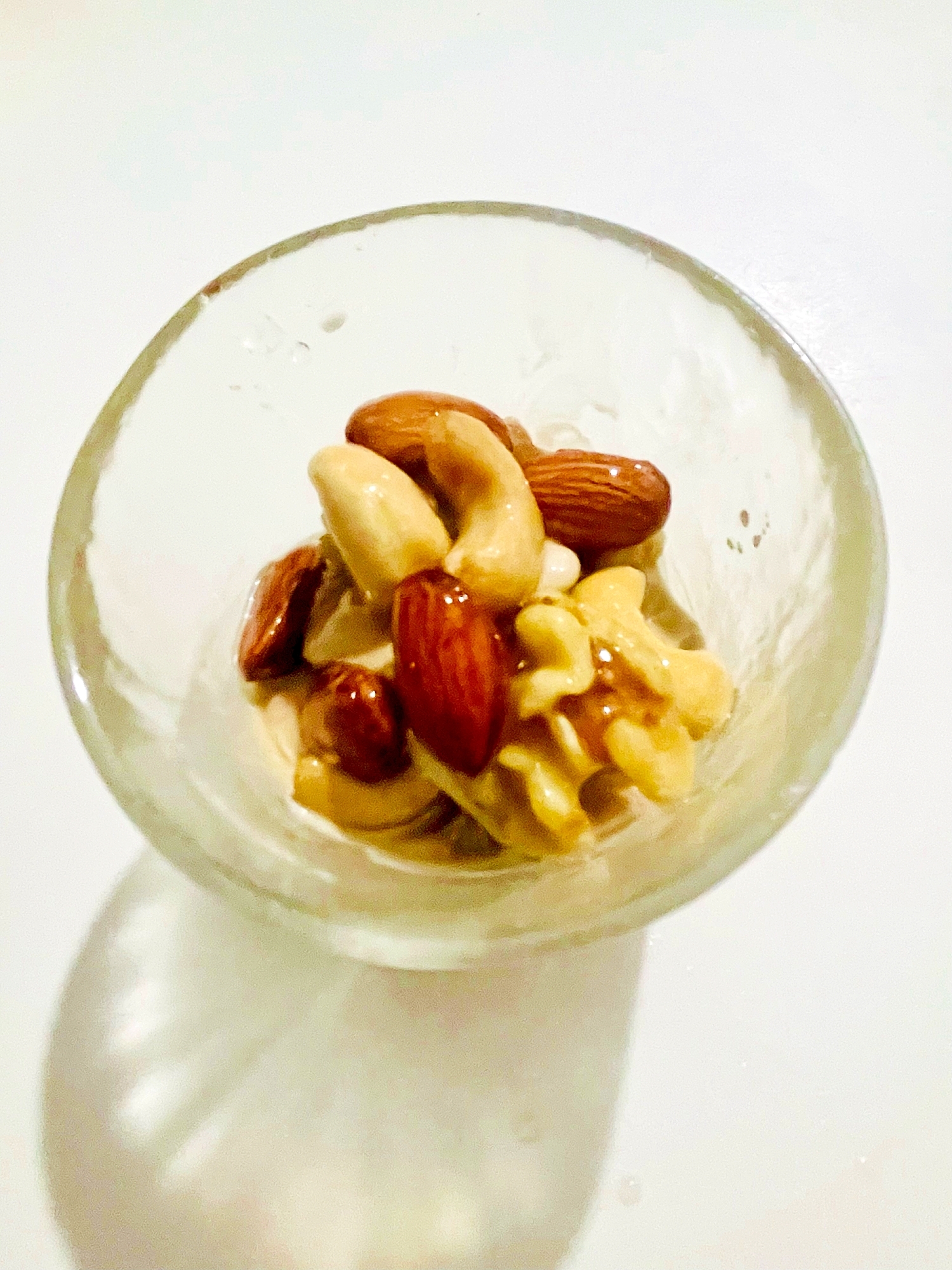 ヨーグルトのハニーナッツかけ