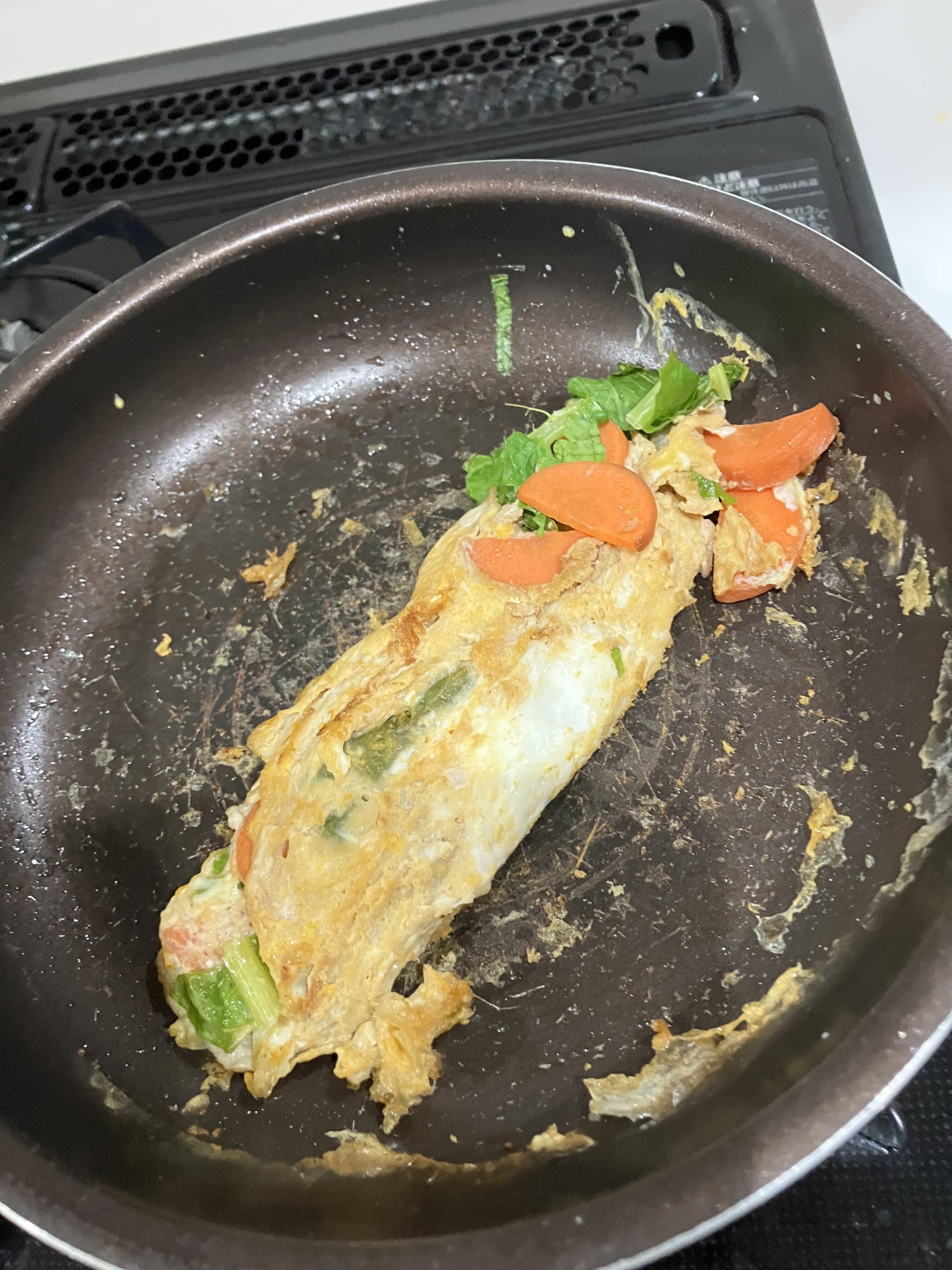 大根の葉と人参入りの卵焼き