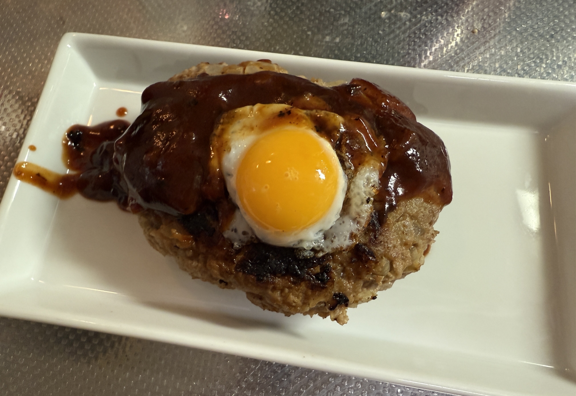 うずらonハンバーグ