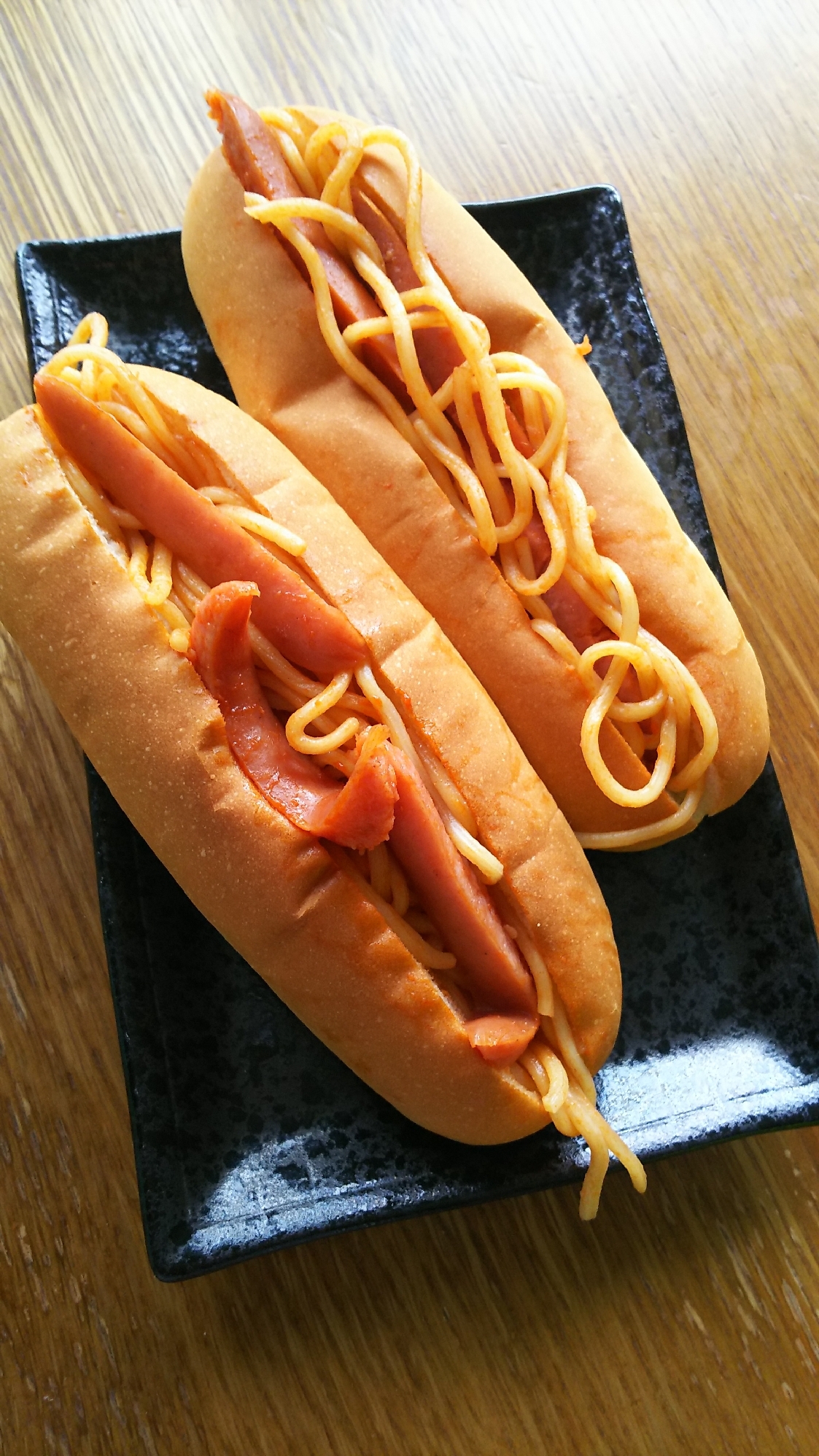 ウインナー焼きそばの焼きそばパン