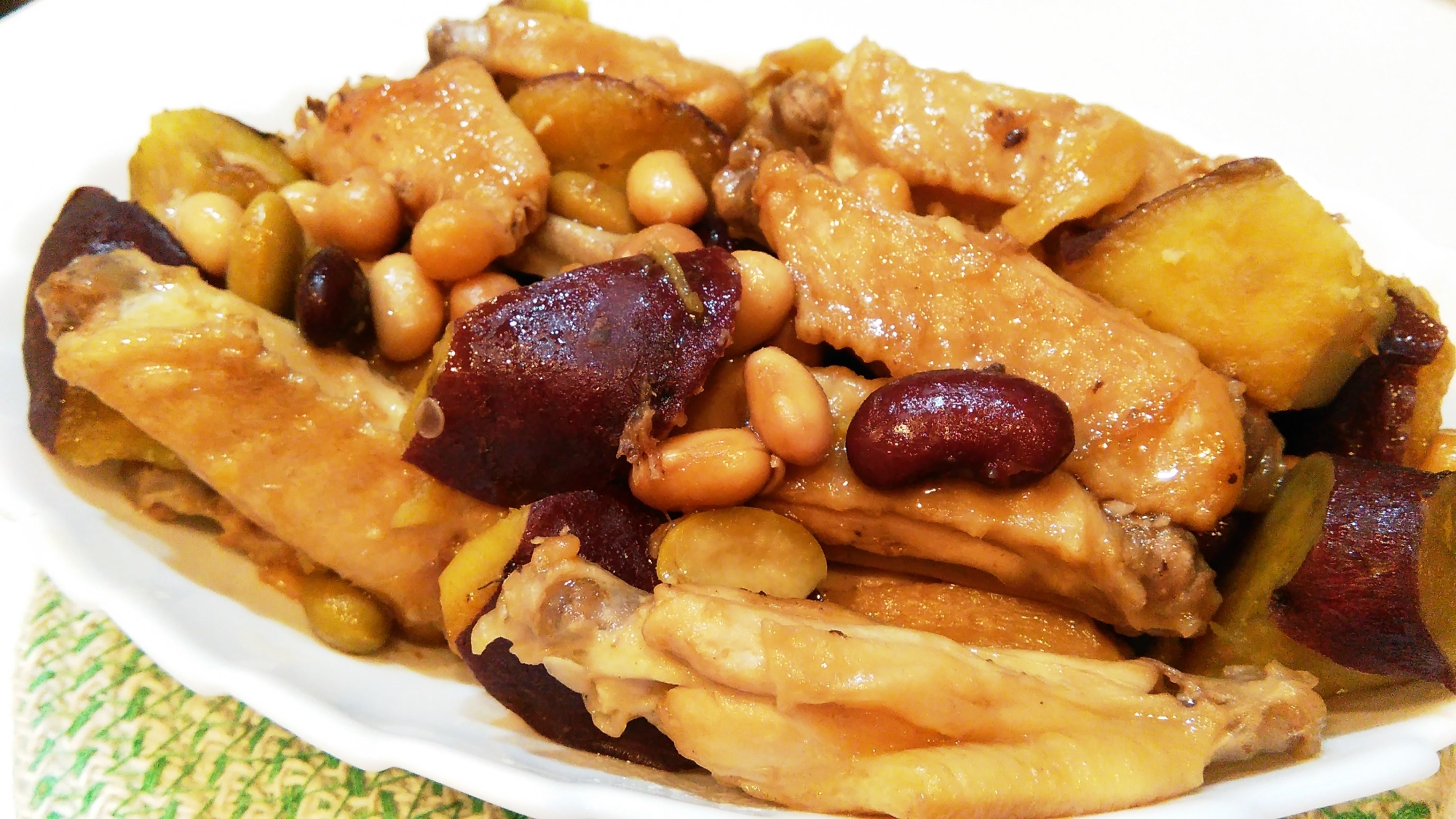 お弁当にも!鶏肉とさつまいものほっこりうま煮