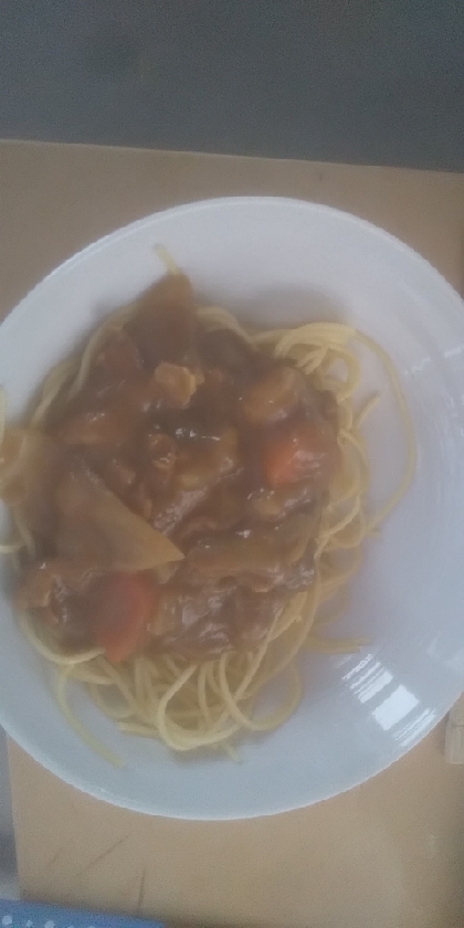 残りカレーでカレースパゲッティ