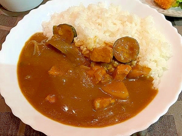 夏野菜のやわらかポークカレー
