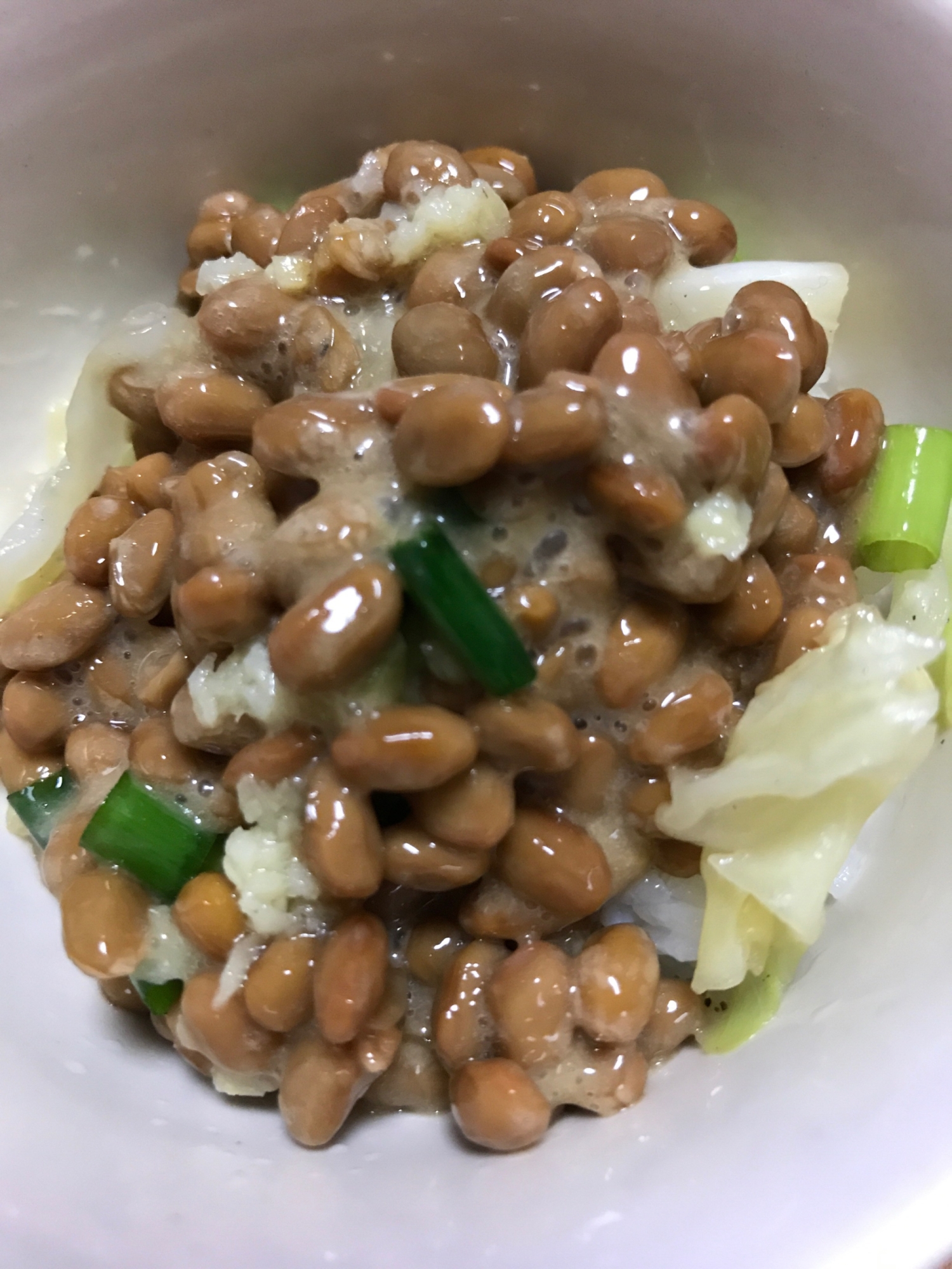 キャベツと納豆丼