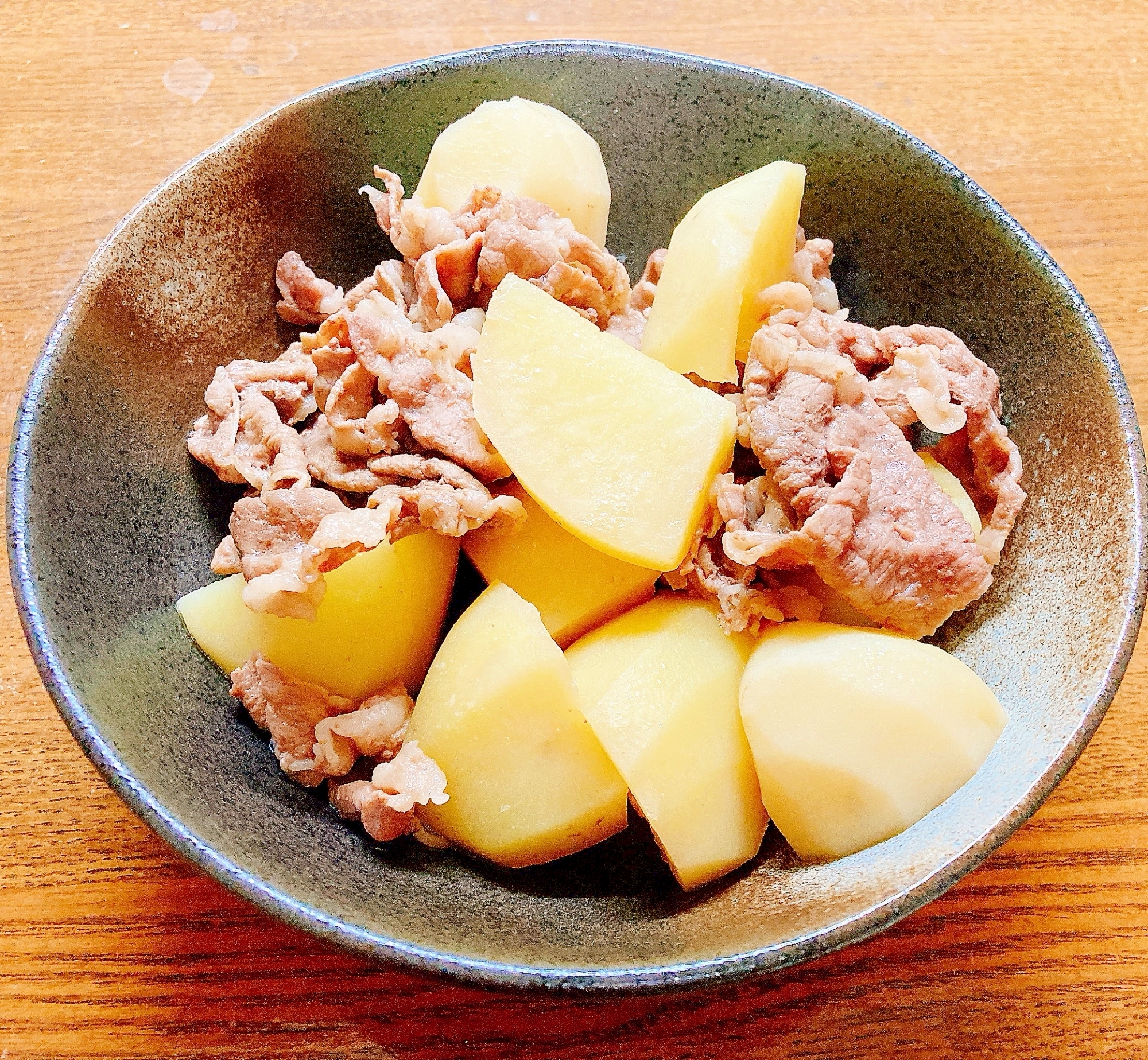 じゃが芋と牛肉の生姜煮