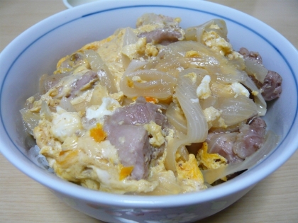 親子丼を食べると落ち着きますねぇ～（＾－＾）優しい味にほっこり☆
ごちそう様でした♪