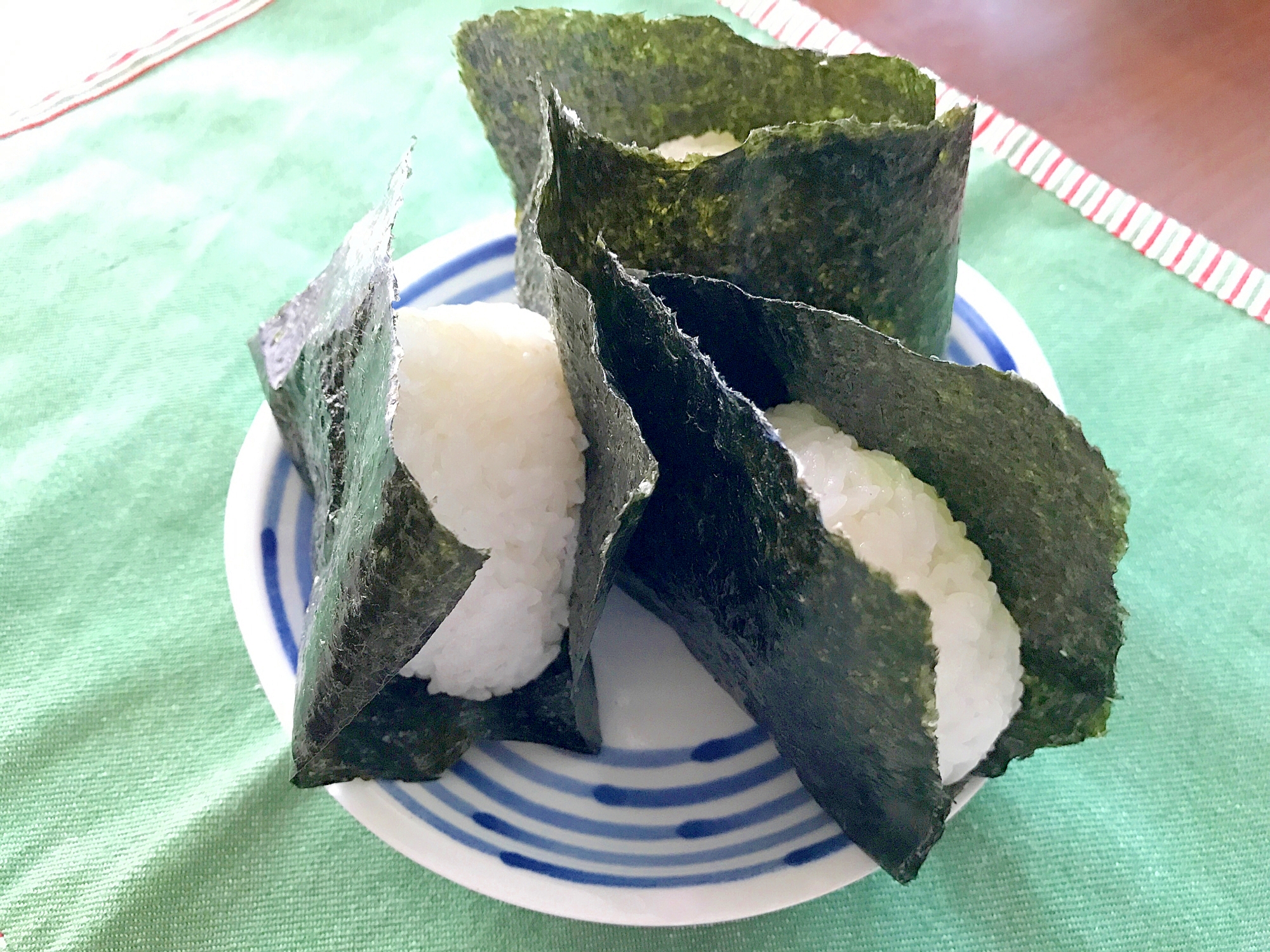 酢飯で☆おにぎり☆ちくわ＊練り梅＊塩昆布