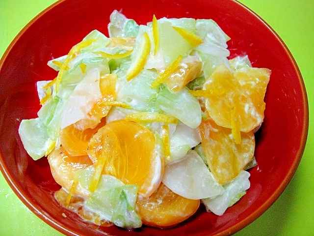 柚子風味☆柿と隼人瓜大根のサラダ