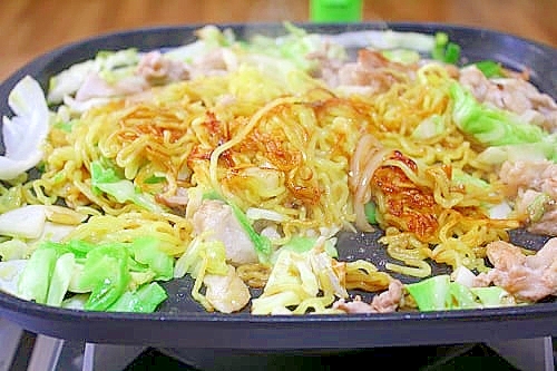 醤油やきそば ホットプレートで レシピ 作り方 By きばな 楽天レシピ 醤油やきそば ホットプレートで レシピ 作り方 By きばな 楽天レシピ