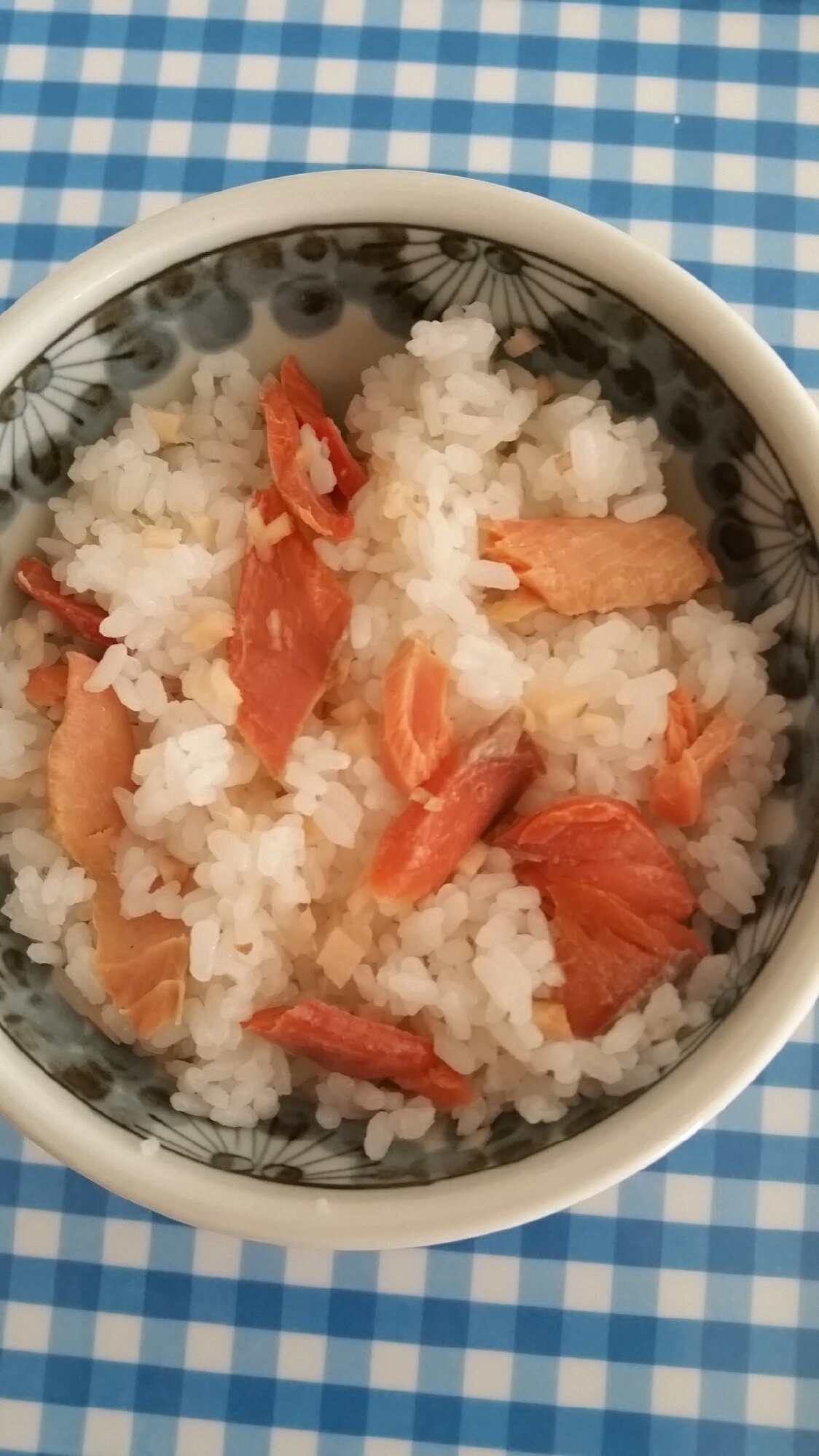 甘塩鮭としょうがのチラシ寿司