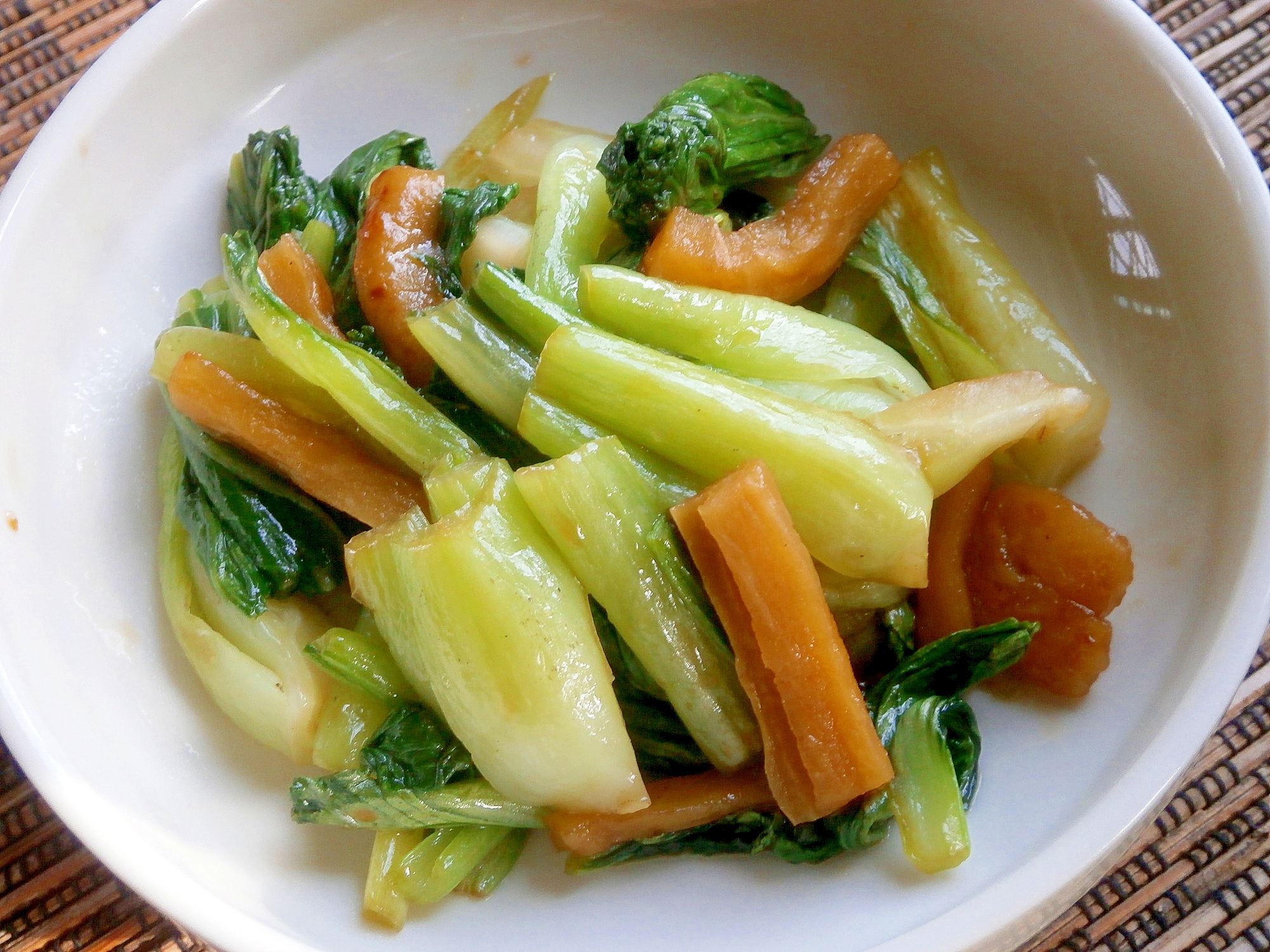 チンゲン菜と割り干し大根炒め