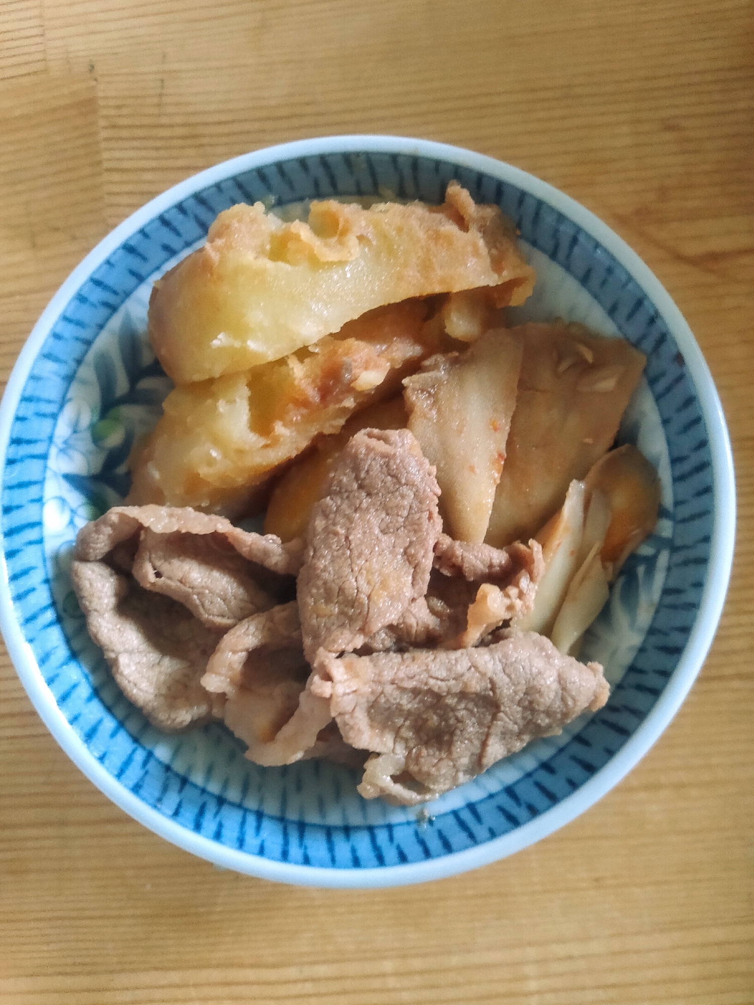 牛肉じゃがいも舞茸の煮物♪