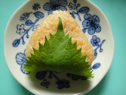 シンプル♪焼きおにぎり大葉巻き