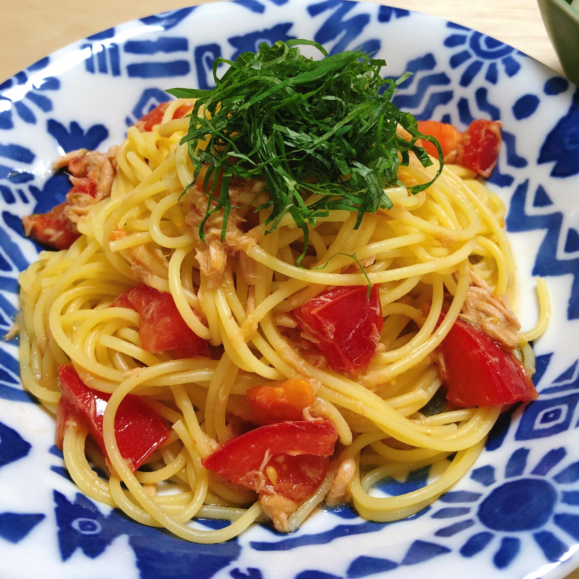 大葉たっぷり♪トマトとツナのパスタ