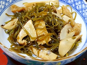 秋のお惣菜☆　「松茸とすき昆布サッと煮」