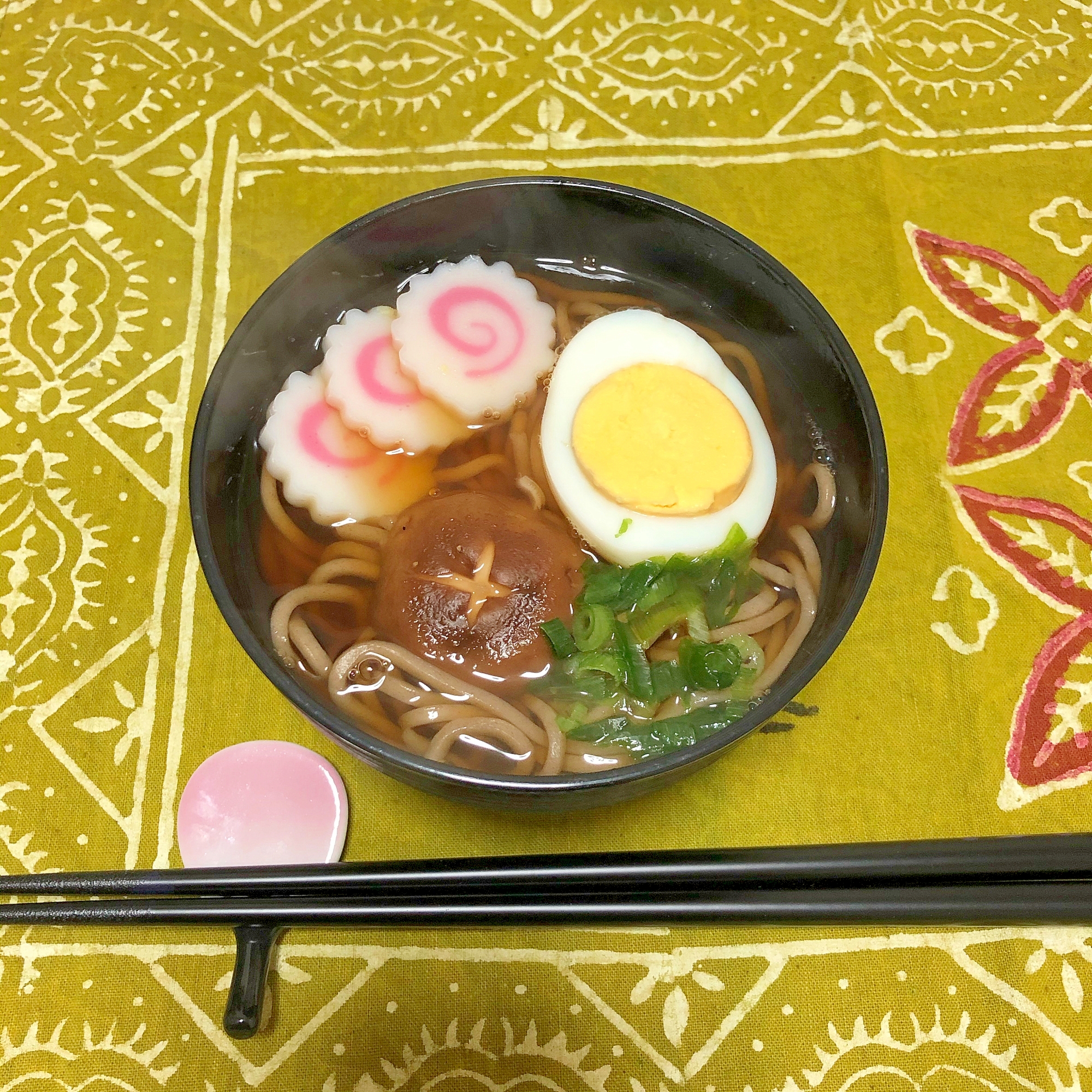 ミニ　ゆでたまごとしいたけのお蕎麦♪