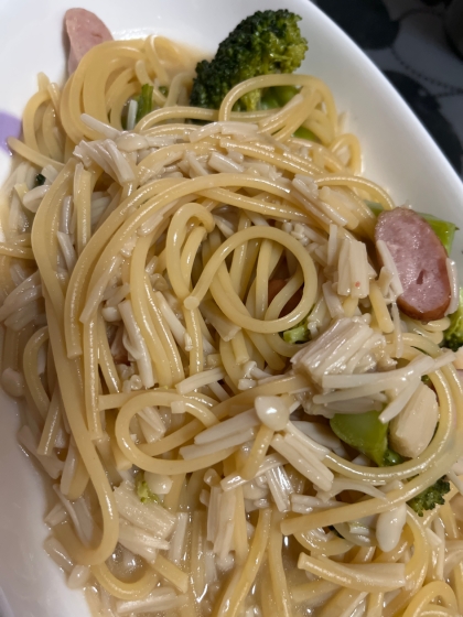 簡単！別茹で不要！ワンパンでバター醤油パスタ
