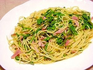 水漬けパスタ☆コシアブラと三つ葉のスパゲッティ