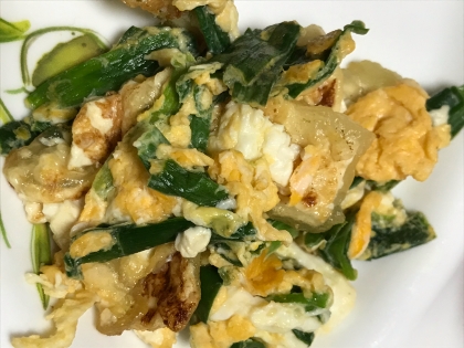 お豆腐を入れると、本当にボリューム出ますね！焼き目がついたお豆腐を入れるとおいしいですね！