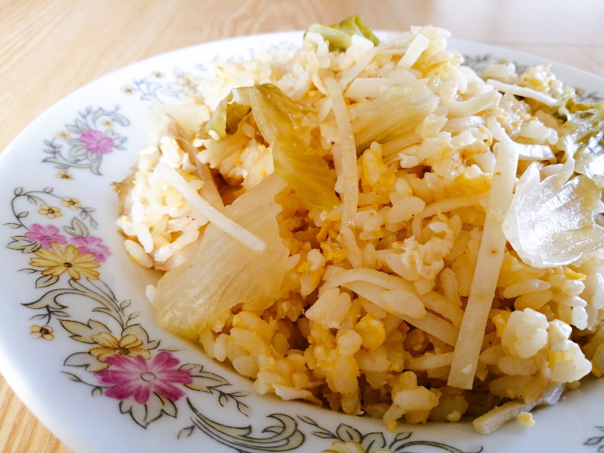 大根の皮とレタスの炒飯