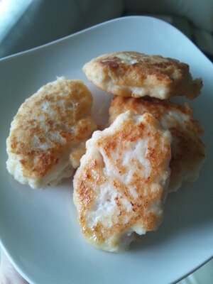 離乳食 後期 鳥と豆腐ふわふわナゲット レシピ 作り方 By たまははヘ ヘ 楽天レシピ