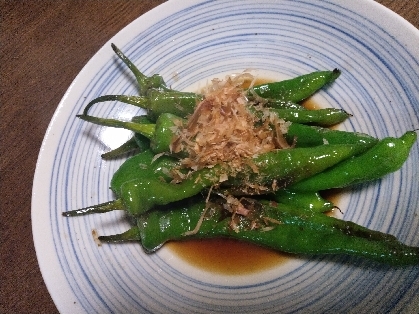 めんつゆで簡単！甘長とうがらしの焼き浸し