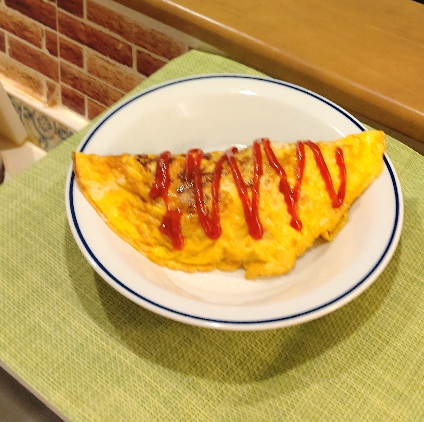 失敗無く作れる♡コンソメライスのオムライス