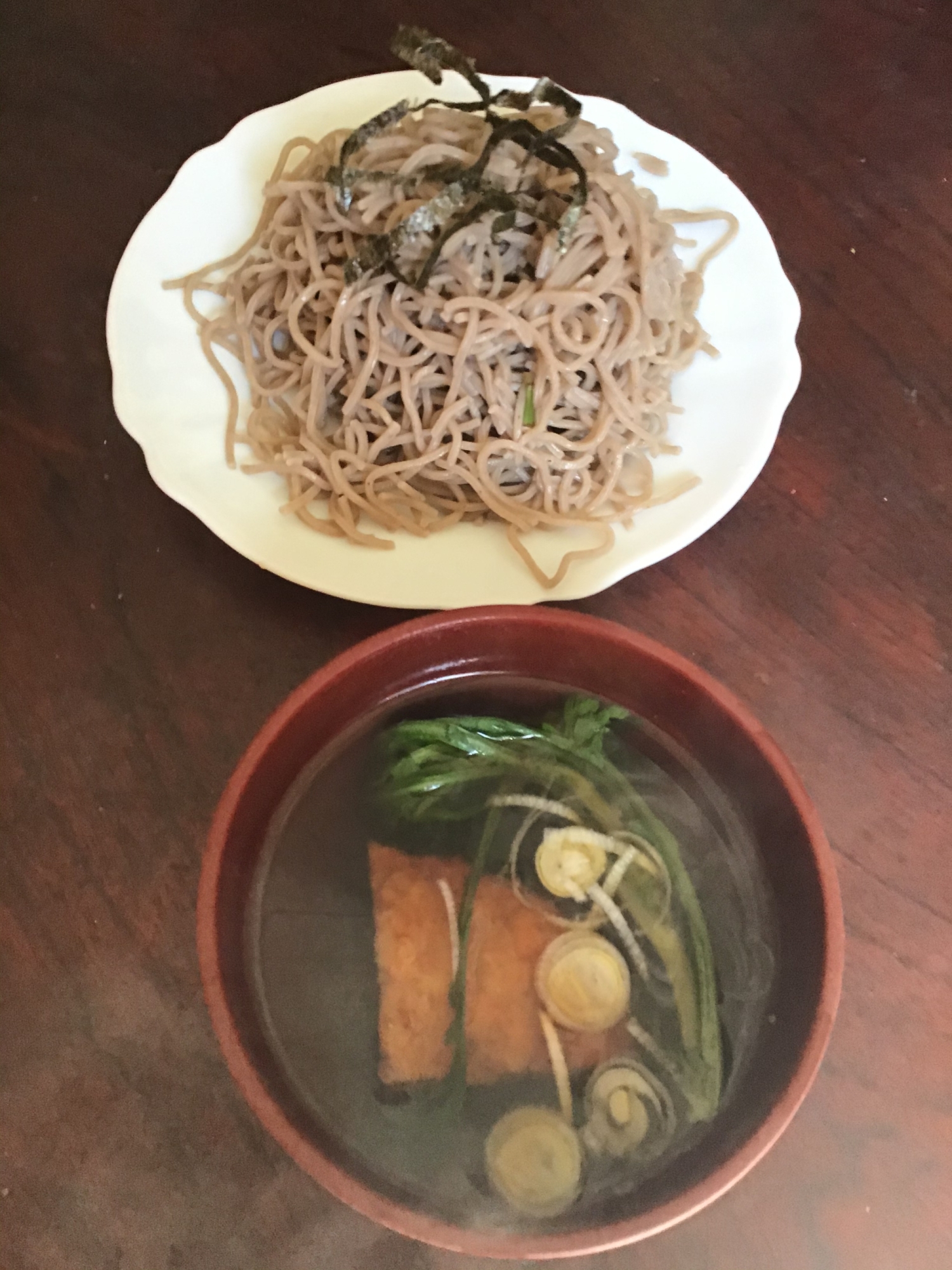 揚げと春菊の盛り蕎麦 レシピ 作り方 By とりあえず乾杯 楽天レシピ