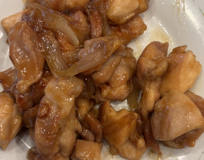 鶏もも肉のコロコロ甘辛炒め✩