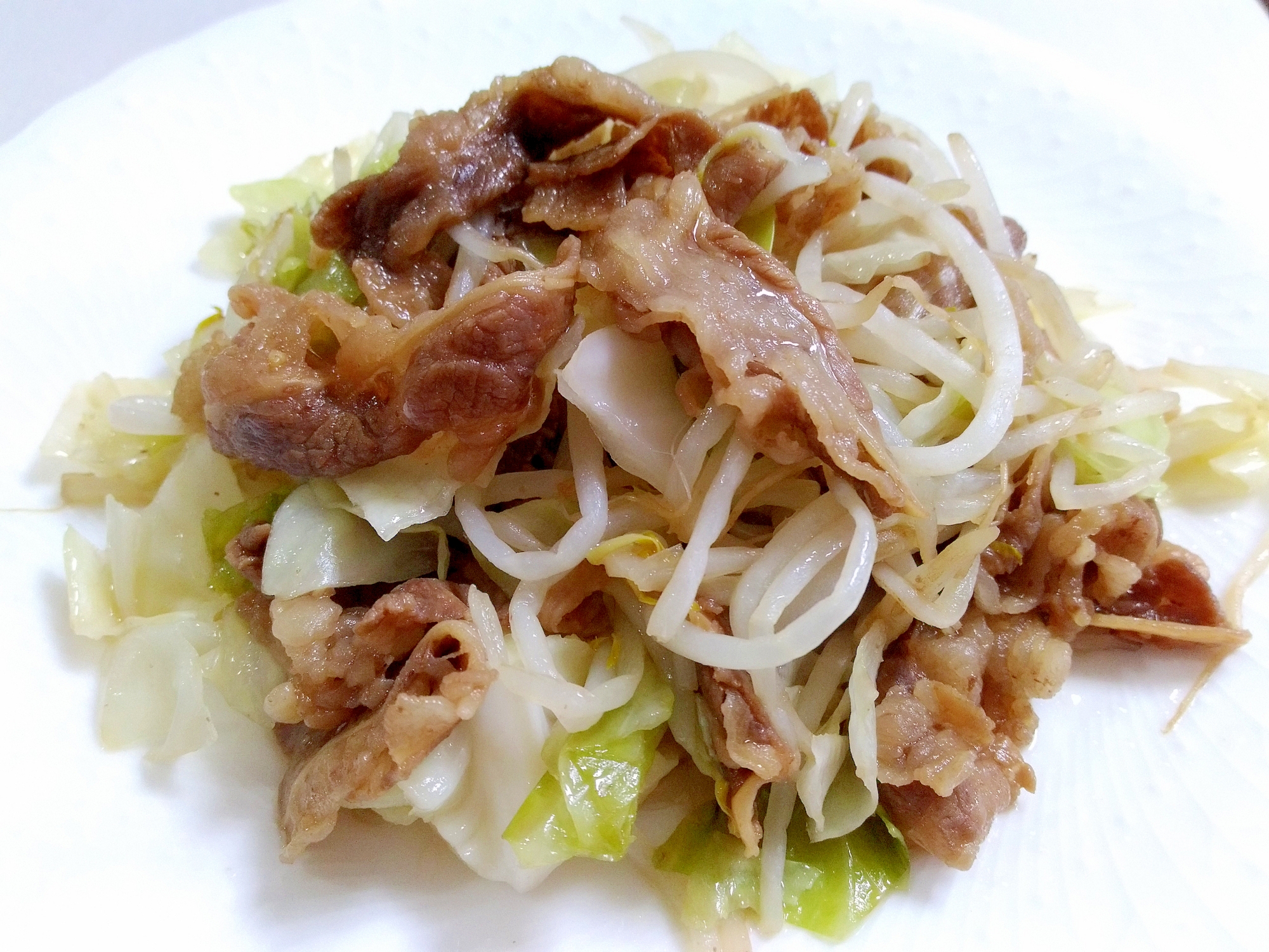 ご飯がすすむ☆牛肉とキャベツの甘辛炒め