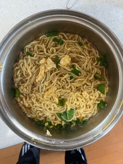 サッと簡単に作れました。醤油ラーメンそのままでは味が濃いので子供があまり食べませんでしたが、卵でまろやかになったのが気に入ったのか食いつきが良かったです。