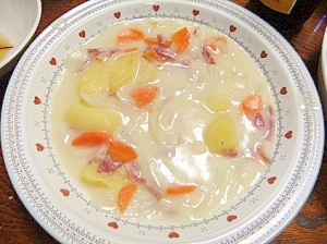 粉チーズde濃厚クリームシチュー