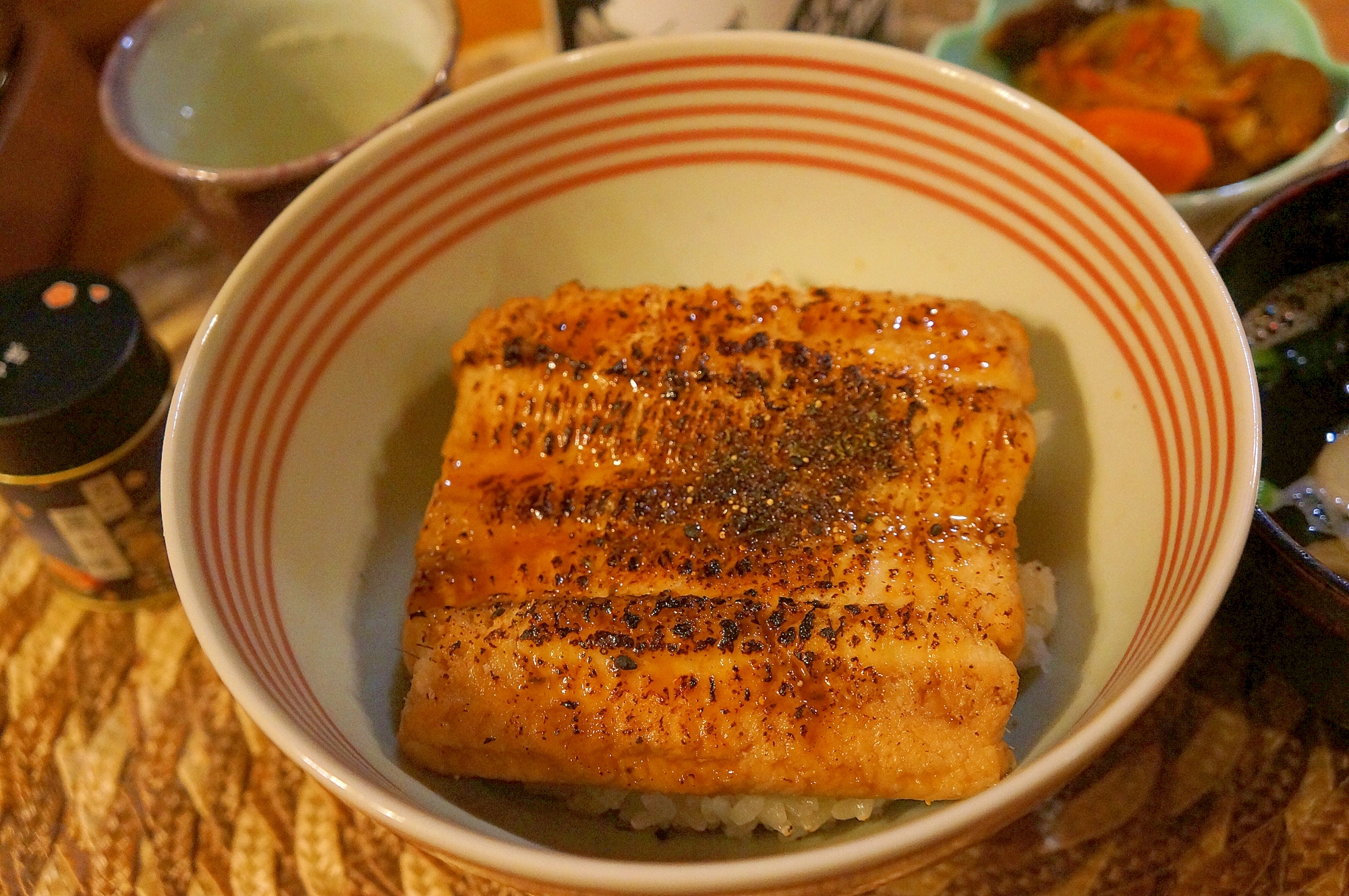 大穴子でふわっふわの煮穴子丼