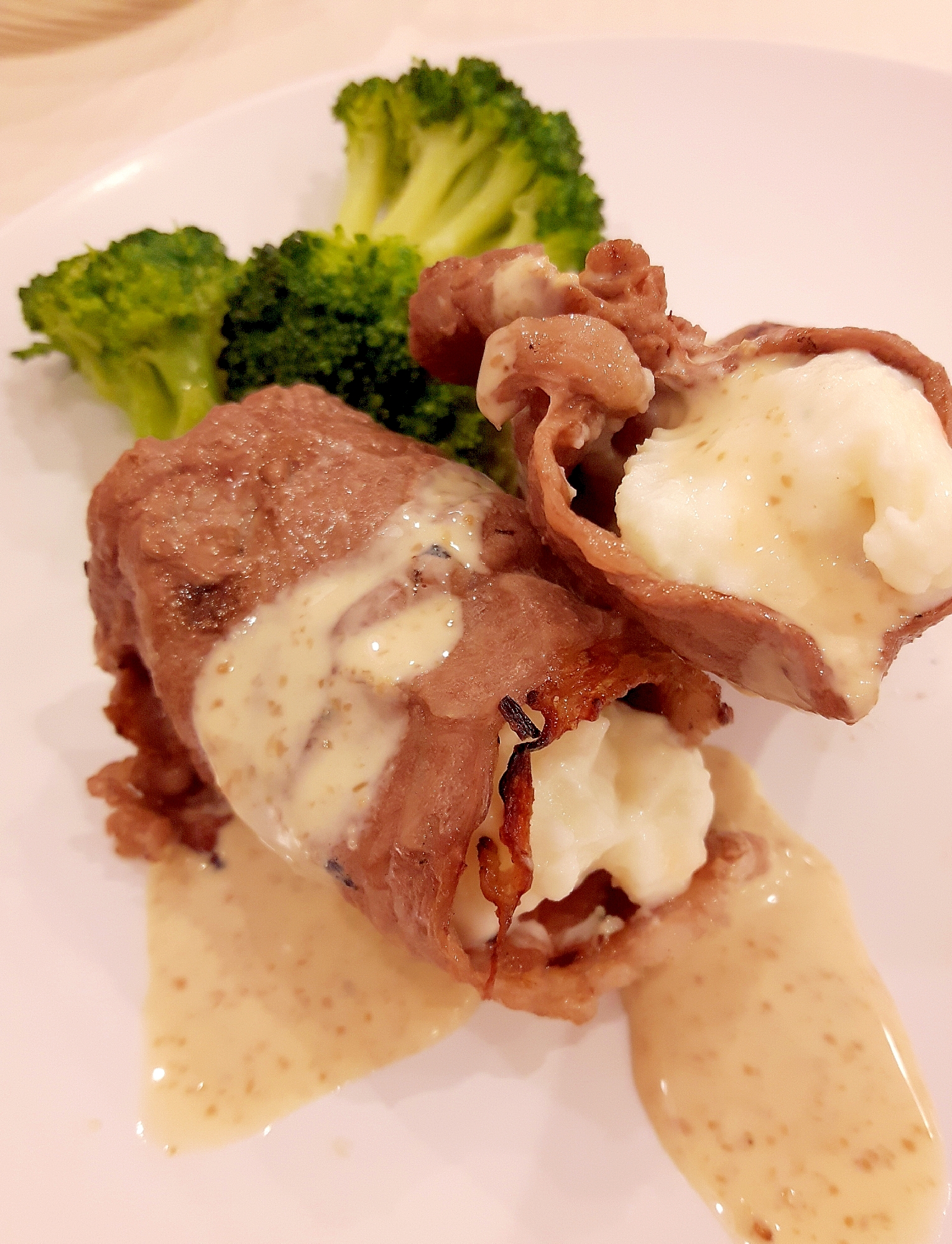 簡単リメイク 子供が喜ぶ牛肉のポテサラ巻き レシピ 作り方 By Acchan66 楽天レシピ 簡単リメイク 子供が喜ぶ牛肉のポテサラ巻き レシピ 作り方 By Acchan66 楽天レシピ