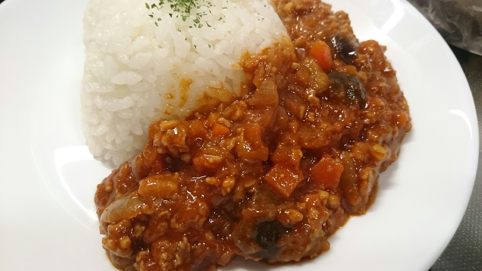 ストウブDe〜トマトベースのキーマカレー