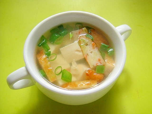 豆腐とさつま揚げ万能ネギのスープ