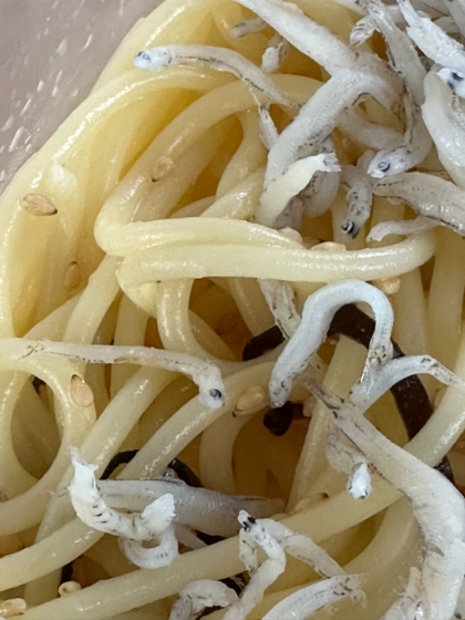 しらすと塩昆布のパスタ✿